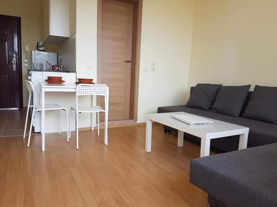 Holiday Fort Golf Club - Premium Apartments Slântsjev Brjag Eksteriør bilde