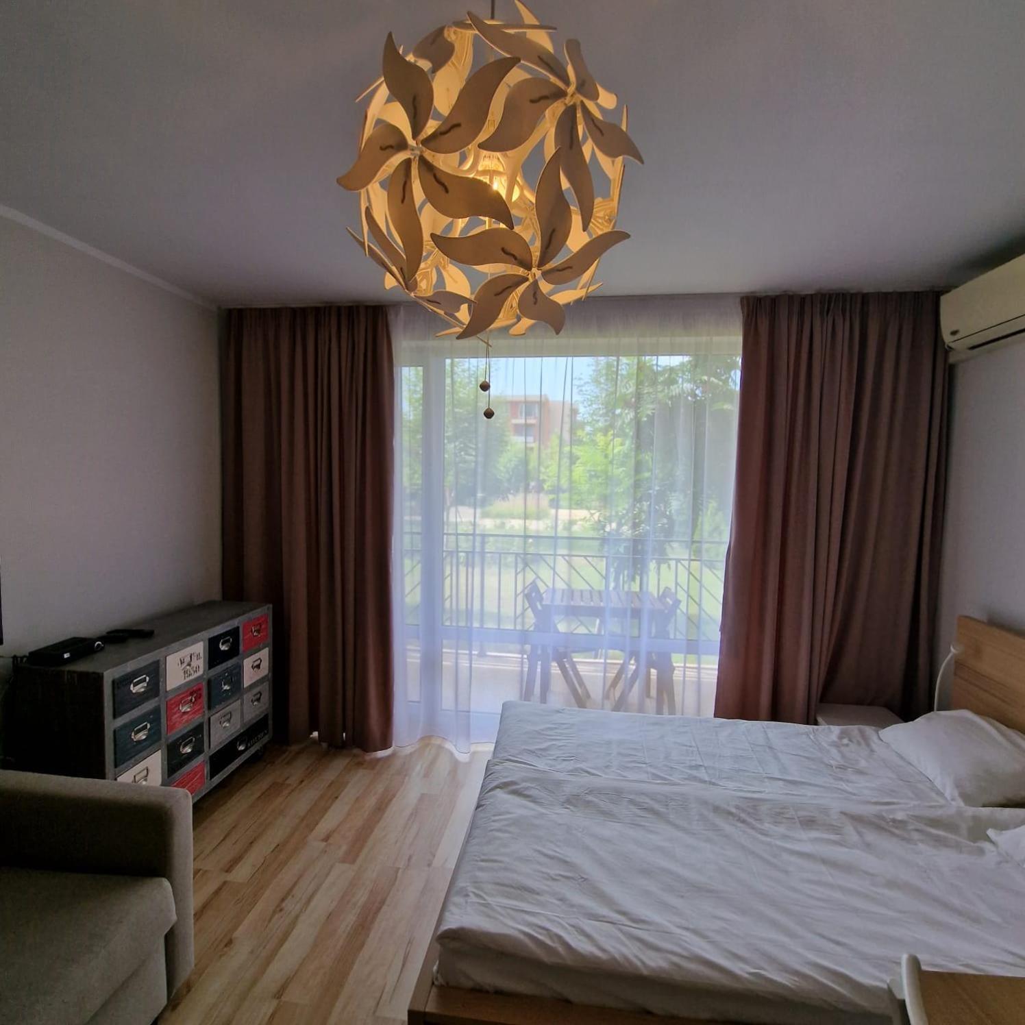 Holiday Fort Golf Club - Premium Apartments Slântsjev Brjag Eksteriør bilde