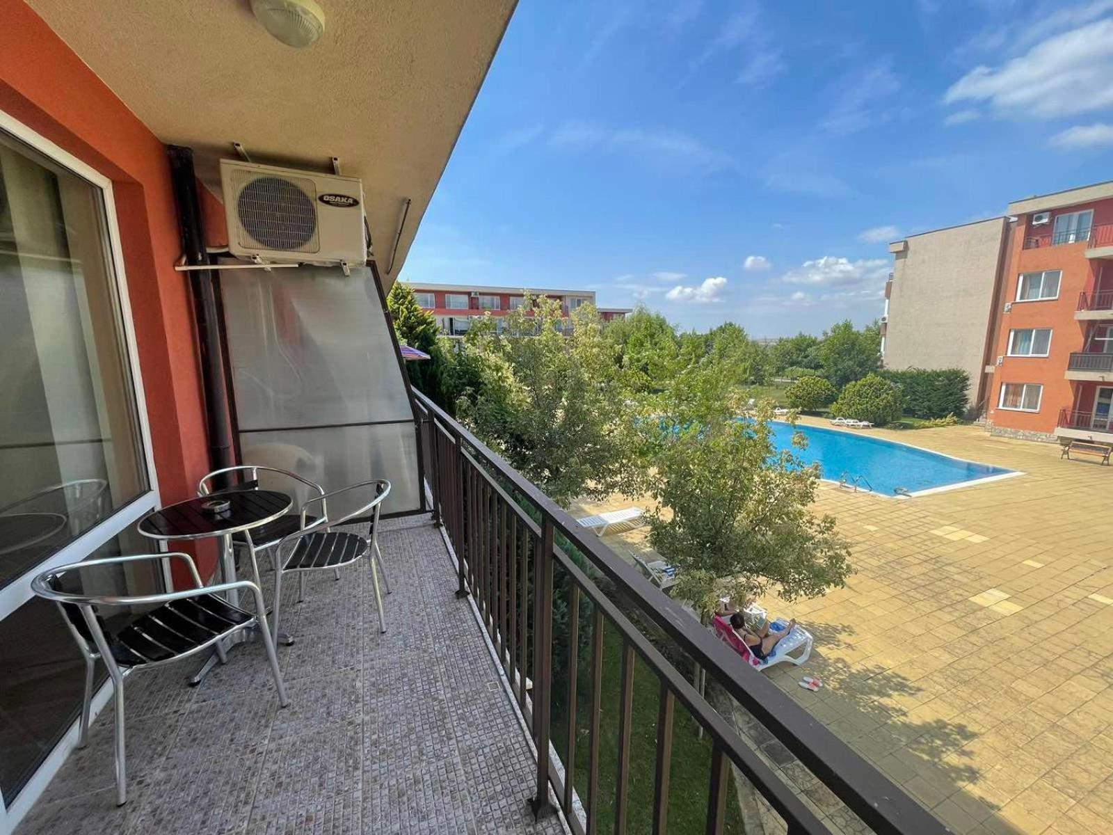 Holiday Fort Golf Club - Premium Apartments Slântsjev Brjag Eksteriør bilde